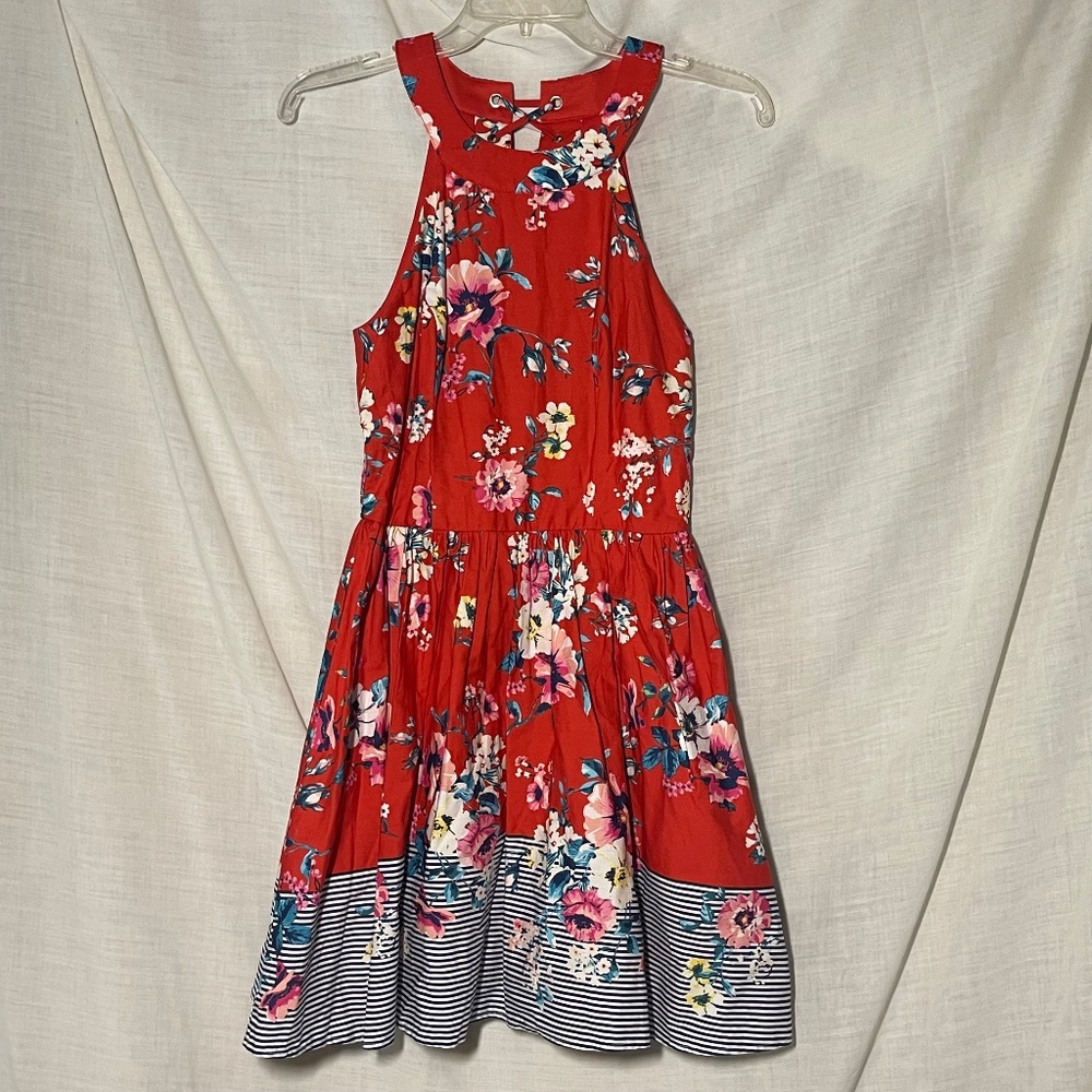 AUW Women’s Red Floral Summer Dress. Lace Up Back. Sleeveless Size Small.